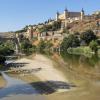 El río Tajo, a su paso por Toledo, casi seco durante el mes de agosto de 2026. EP.