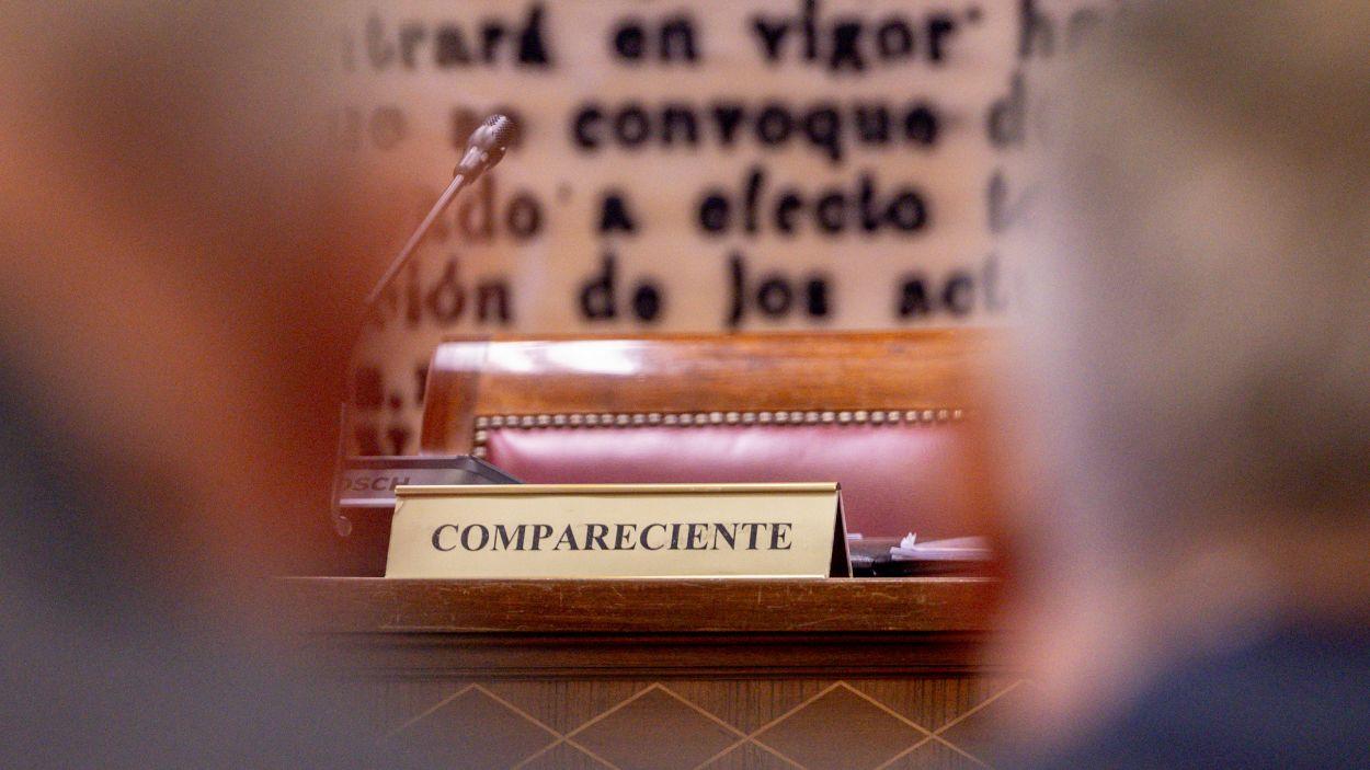 El asiento vacío del ministro del Interior, Fernando Grande Marlaska, durante la comparecencia prevista ante la Comisión de Interior en el Senado. EP