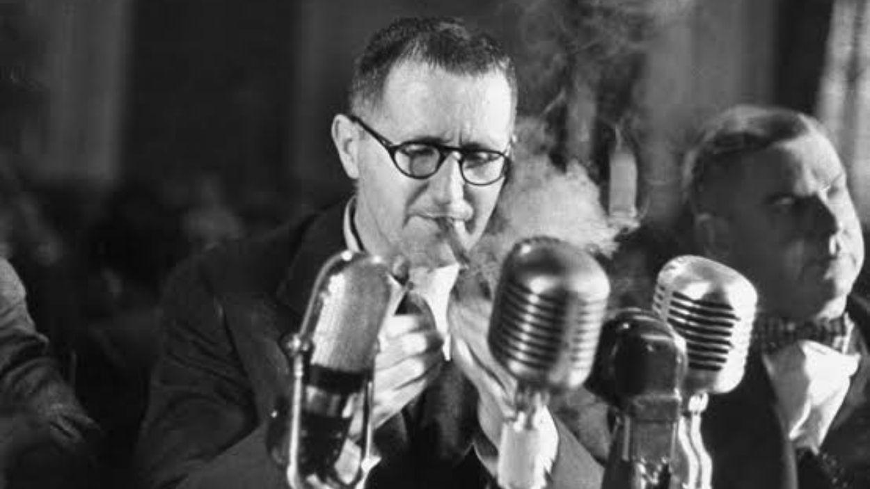 Bertolt Brecht.