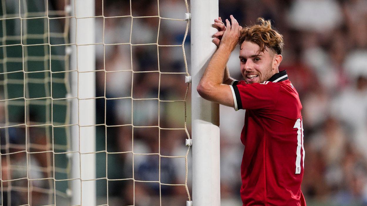 Peque, del Sevilla, en un encuentro de pretemporada frente al Córdoba. EP.