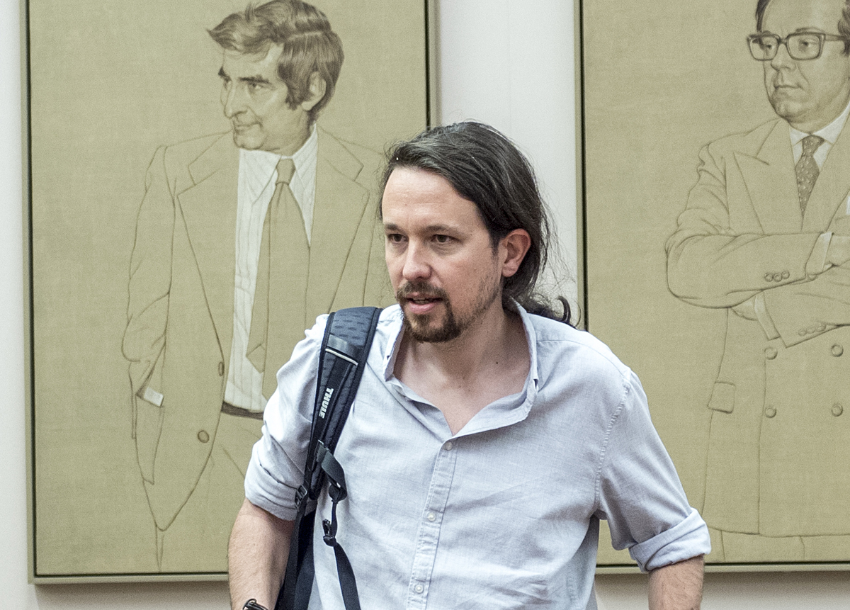 Pablo Iglesias durante una reunión con su Grupo Parlamentario fuente Podemos