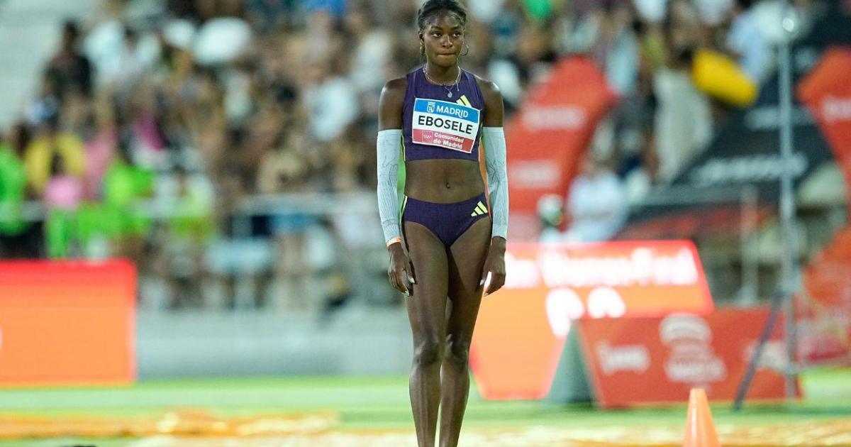 Tessy Ebosele, entre lágrimas, lanza un mensaje sobre las redes sociales: “Sed buenos con nosotros”