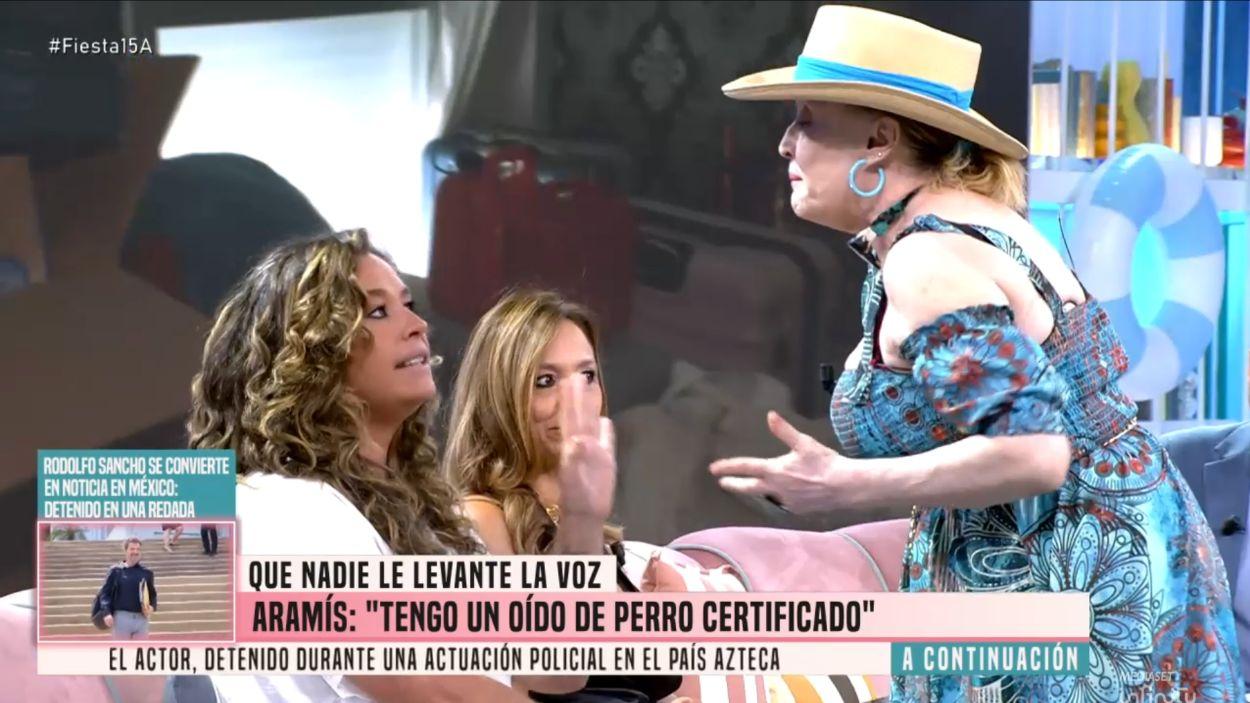 Aramís Fuster en 'Fiesta'. MEDIASET.