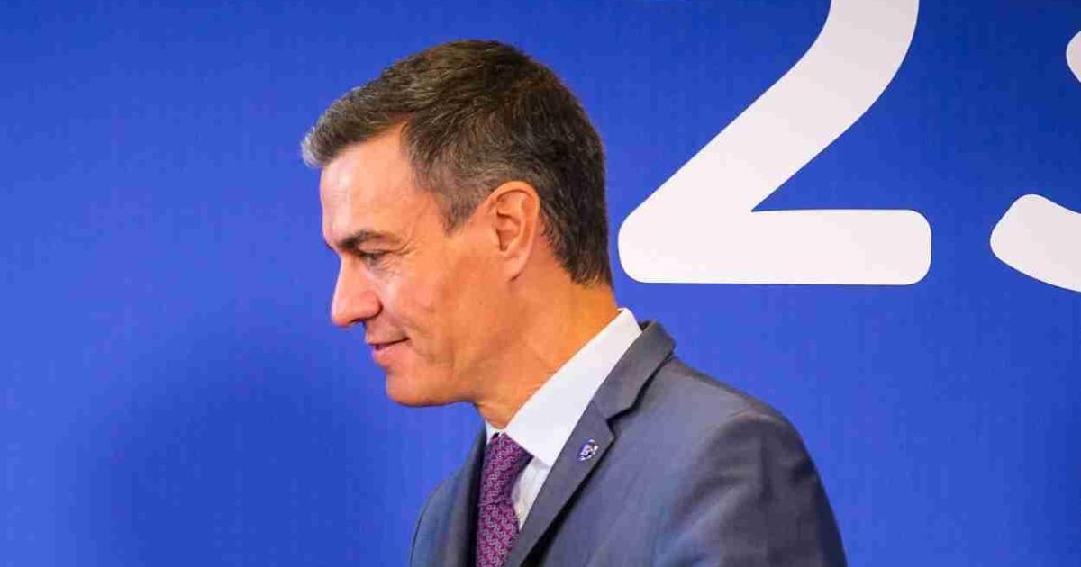 Miembros del PP se hacen eco de una foto de 2024 para alimentar el bulo sobre las vacaciones de Sánchez: «Ni escrúpulos ni vergüenza»