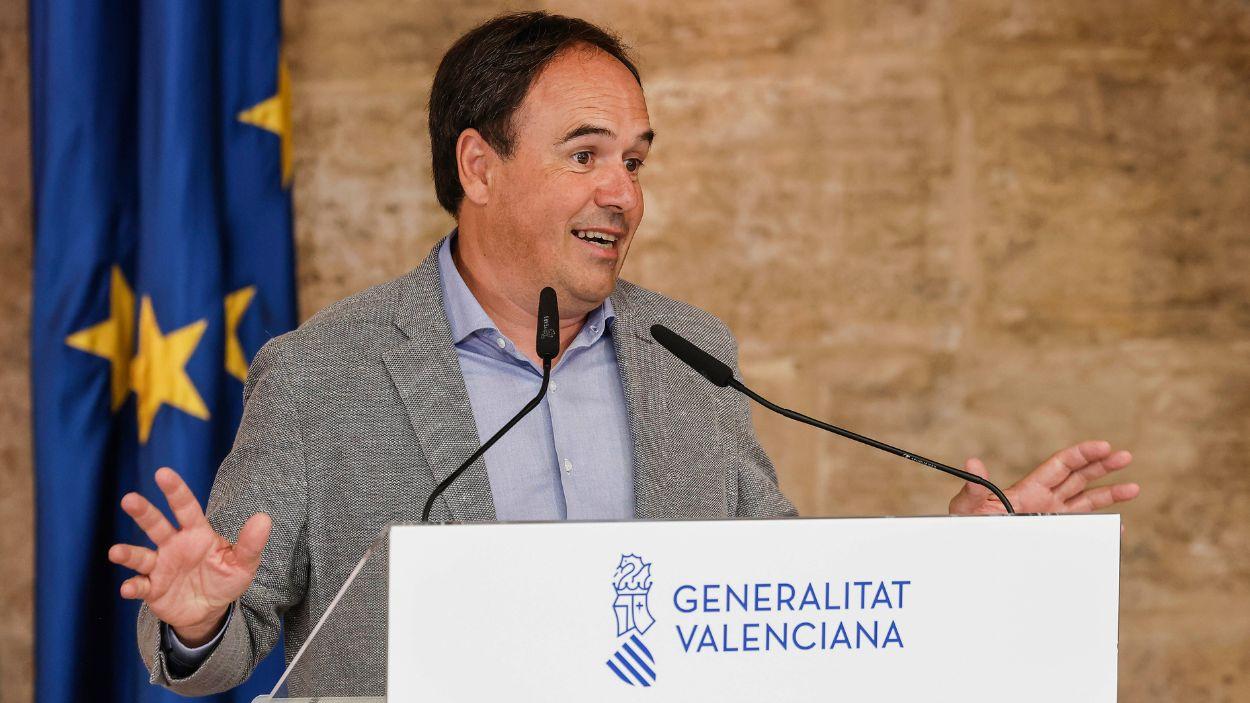El presidente de la Generalitat Valenciana, Juanfran Pérez Llorca, en el Palau. EP.