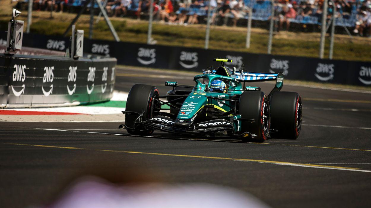 El AMR26 de Fernando Alonso durante el Gran Premio de Hungría. Europa Press.