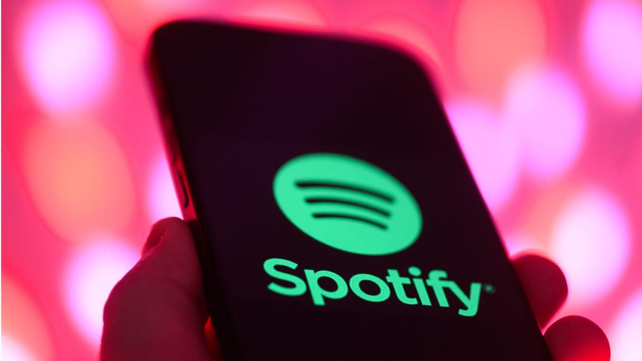 Spotify en un teléfono móvil. EP