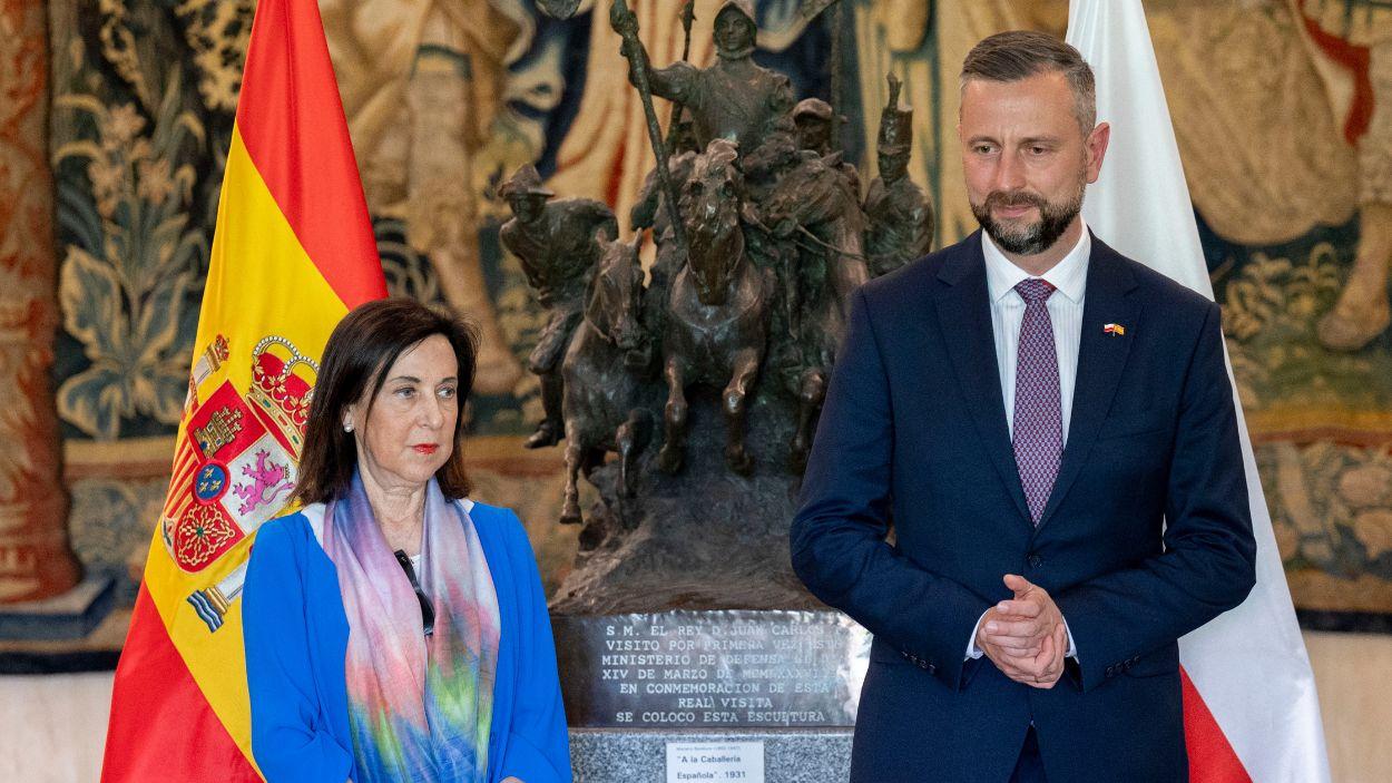 La ministra de Defensa, Margarita Robles, y el ministro de Defensa Nacional de Polonia, Wladyslaw Kosiniak Kamysz. EP.