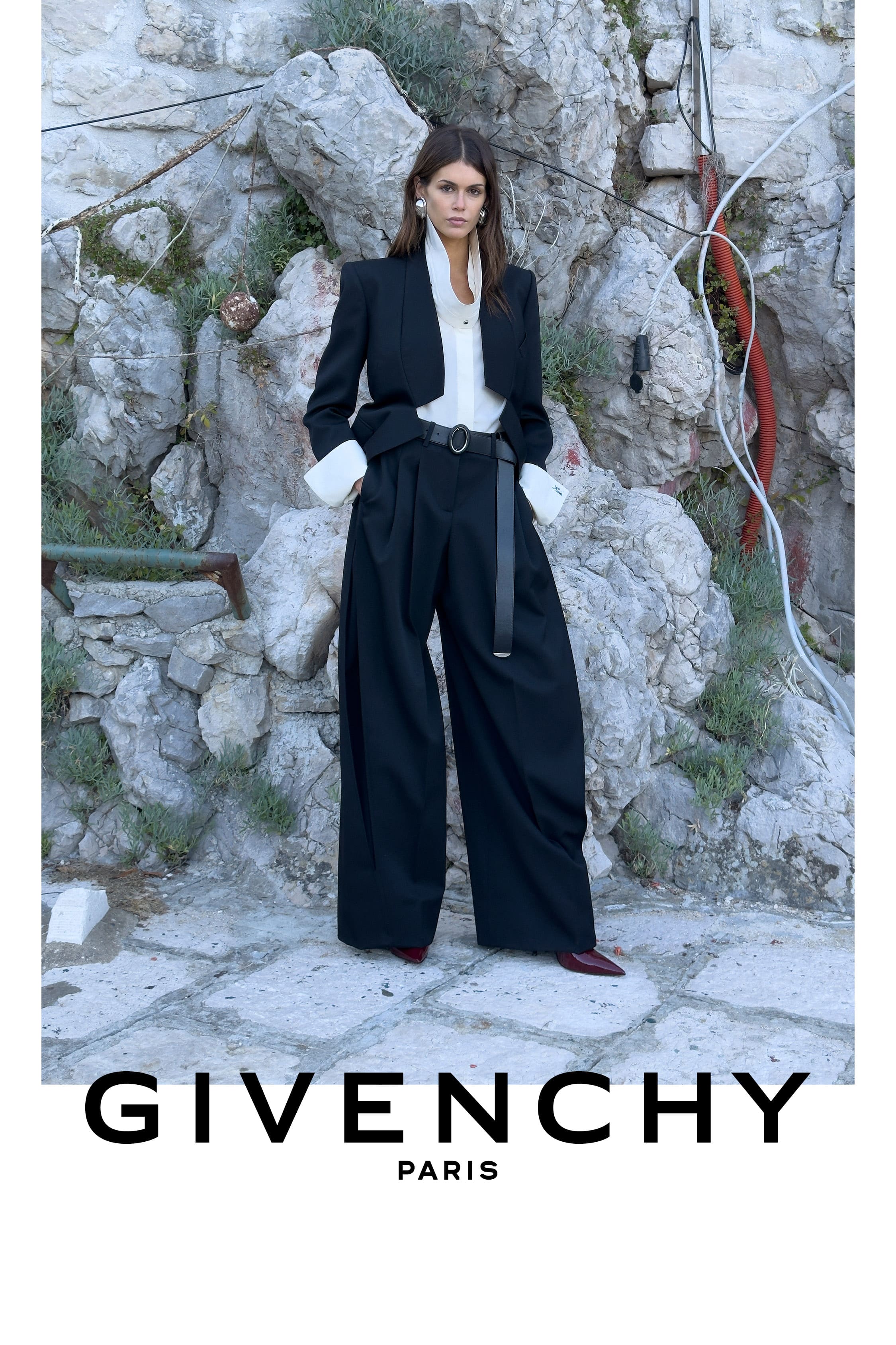 CAMPAÑA FEMENINA GIVENCHY OTOÑO-INVIERNO 2026 CAMPAÑA FEMENINA GIVENCHY OTOÑO-INVIERNO 2026