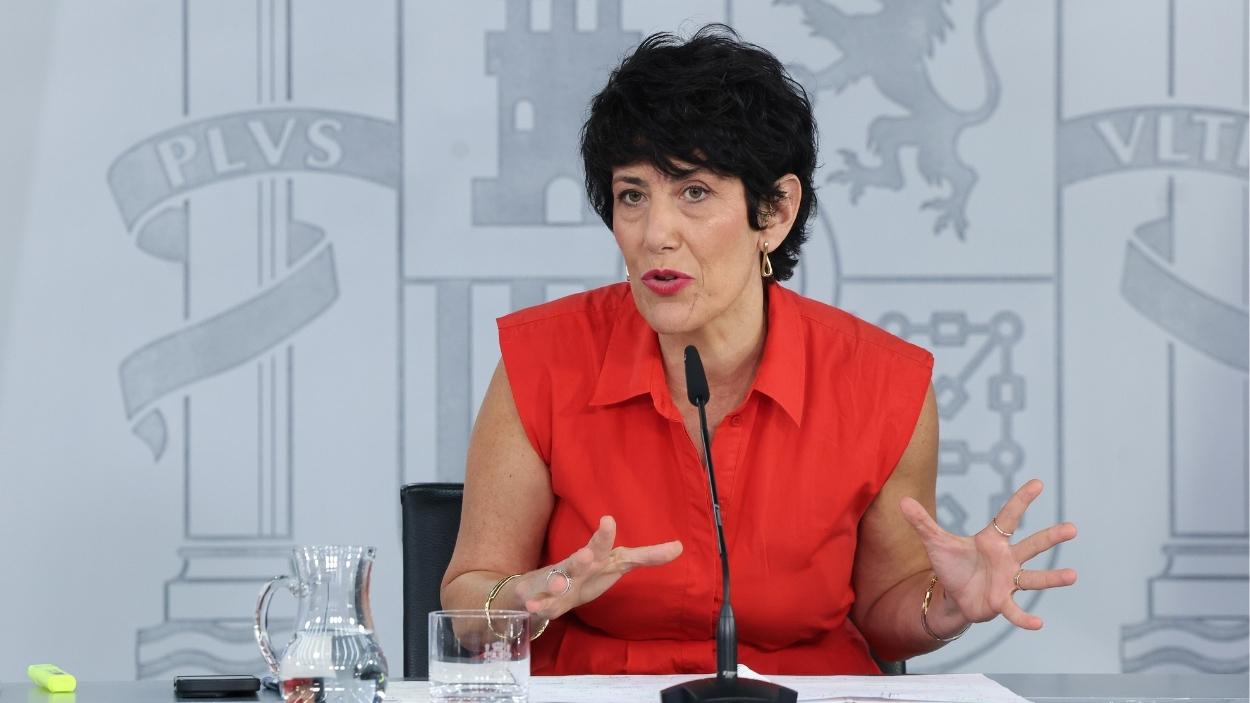 La ministra de Inclusión, Seguridad Social y Migraciones y portavoz del Gobierno, Elma Saiz, durante la rueda de prensa posterior al Consejo de Ministros. EP.
