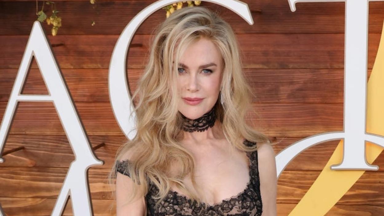 Nicole Kidman x Versace 