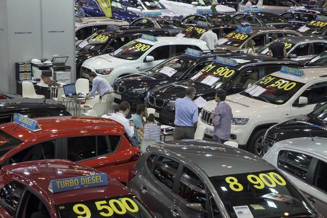 Razones para comprar un coche de segunda mano en un concesionario