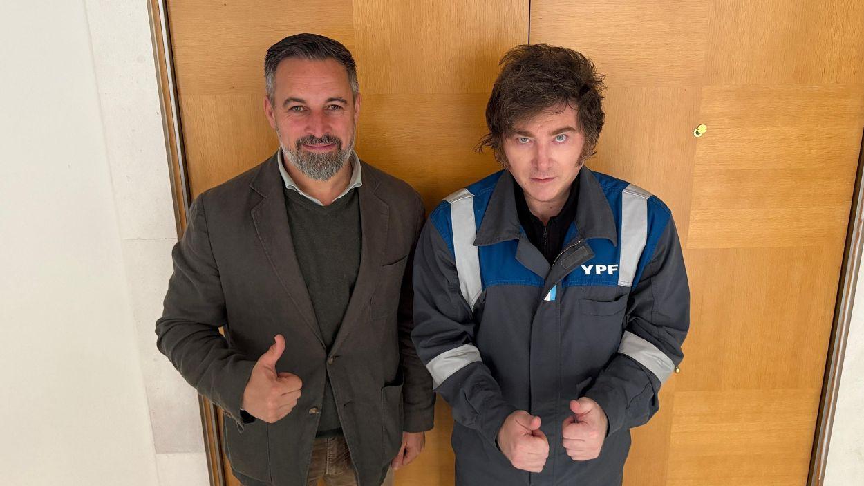 El presidente de Vox, Santiago Abascal, con el presidente argentino, Javier Milei. EP.
