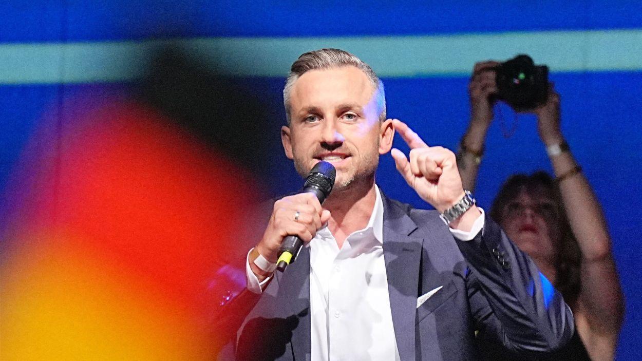 El candidato de AfD en Sajonia Anhalt, Ulrich Siegmund, tras ganar las elecciones. EP