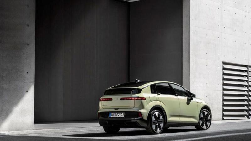audia2etron trasera