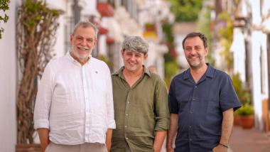 Marbella es el escenario de 'Los huérfanos', el nuevo libro de Carmen Mola © Javier Ocaña