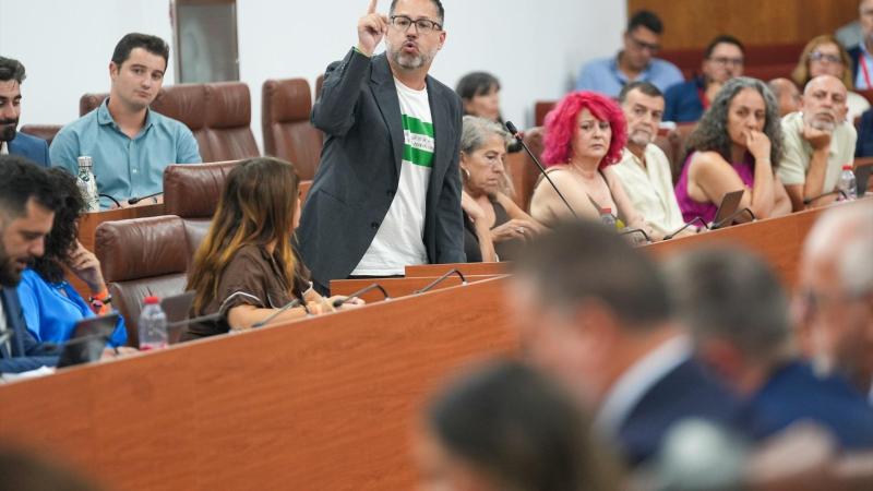 El portavoz de Adelante Andalucía, José Ignacio García, durante la primera jornada del Pleno del Parlamento andaluz / EP El portavoz de Adelante Andalucía, José Ignacio García, durante la primera jornada del Pleno del Parlamento andaluz / EP