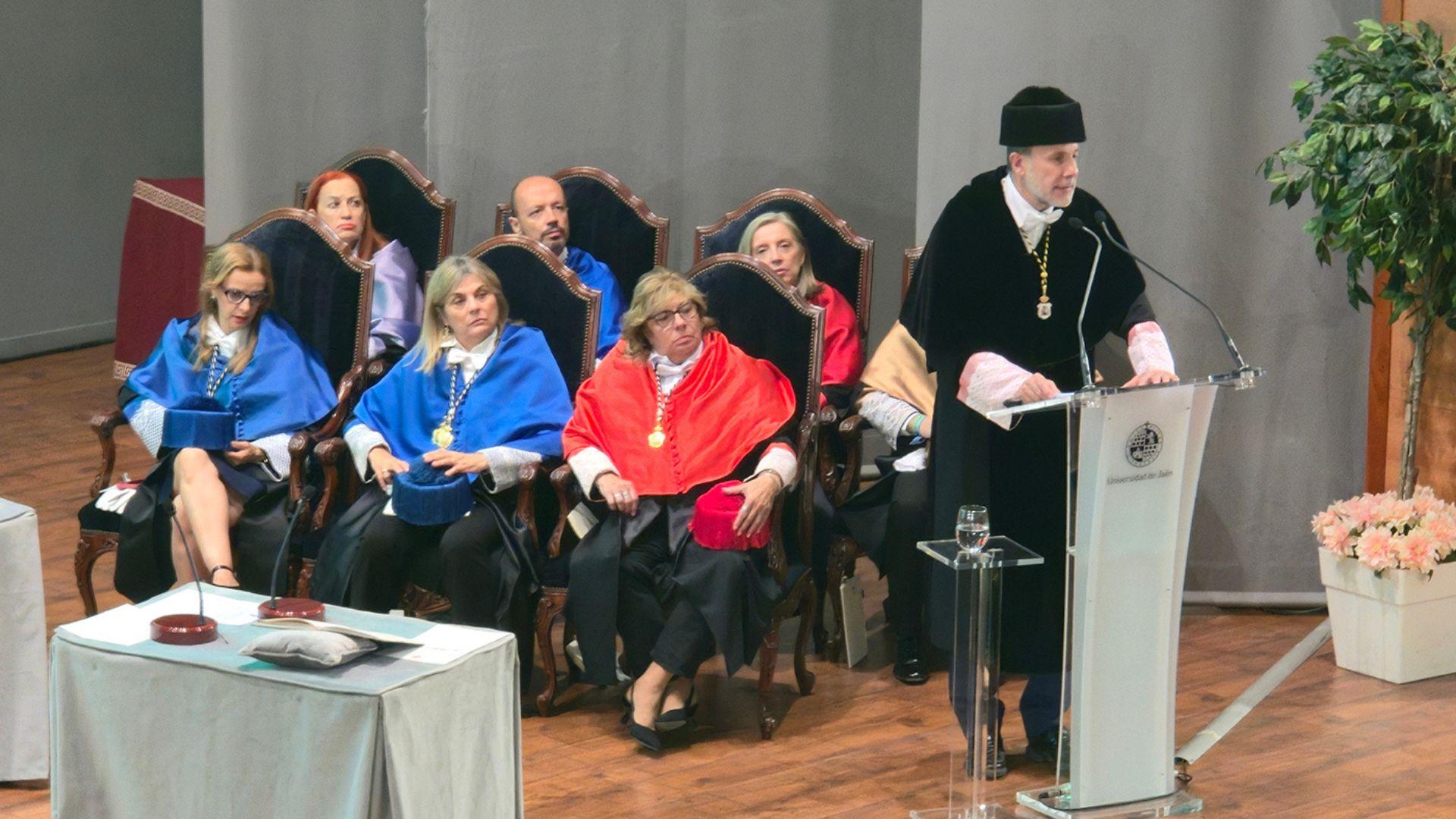 El rector de la UJA eleva la presión sobre la Junta por la financiación “Los compromisos políticos no pueden quedar en mera retórica”