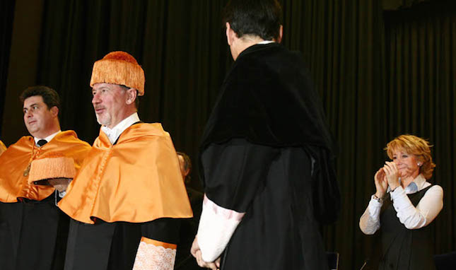 Imagen de archivo de Rodrigo Rato al ser nombrado Honoris Causa de la URCJ, un título que posteriormente le retiraron. 