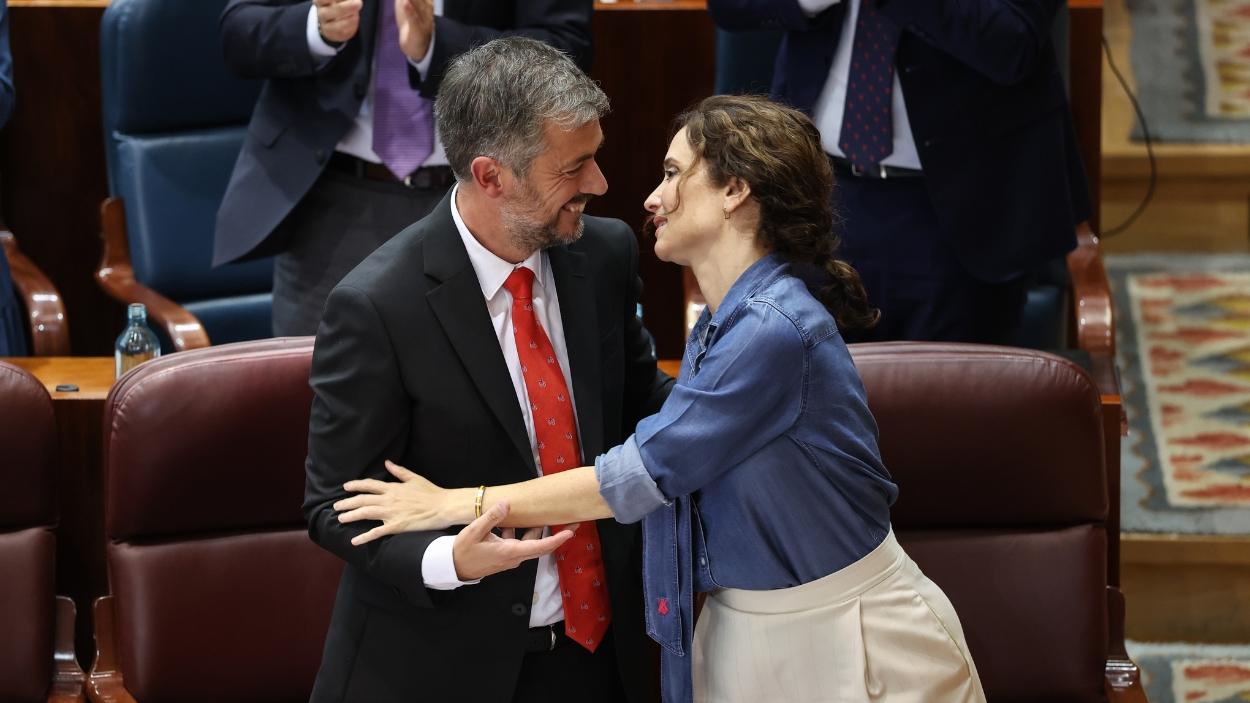 La presidenta de la Comunidad de Madrid, Isabel Díaz Ayuso, y el Consejero de Presidencia, Justicia y Administración Local, Miguel Ángel García Martín. EP.