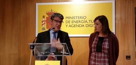 El Gobierno se compromete con Baleares a reforzar la interconexión energética y a impulsar las renovables