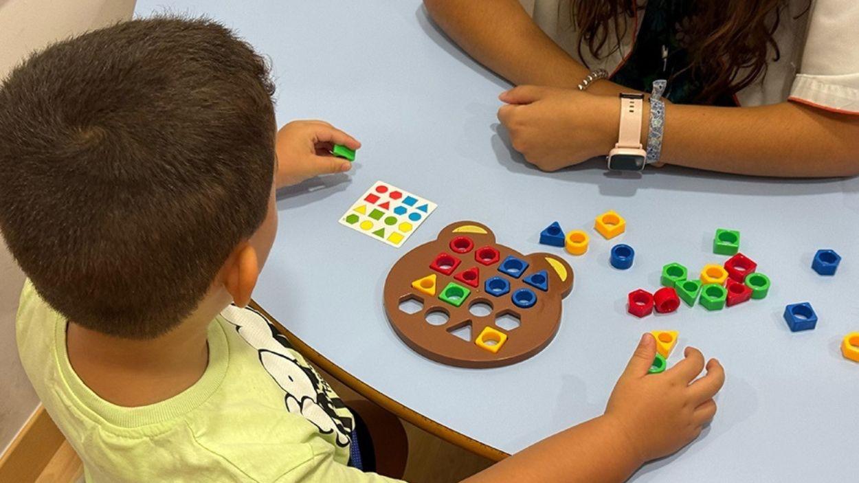Dos menores en un Centro de Atención Infantil Temprana (CAIT) / EP