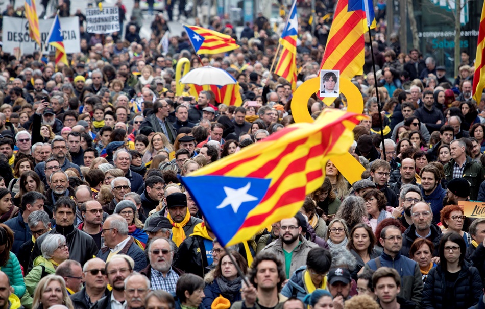 Imagen de la manifestación convocada por ANC en señal de protesta por la detención de Puigdemont. 