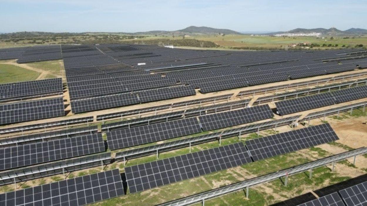 Planta fotovoltaica, imagen archivo / EP