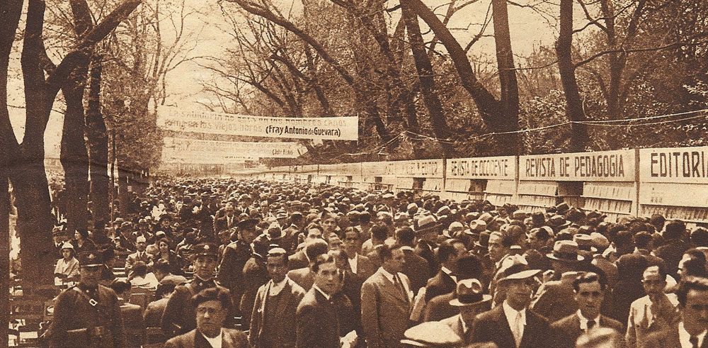 El Paseo de Recoletos albergó la Feria del Libro antes de su traslado a el Parque del Retiro