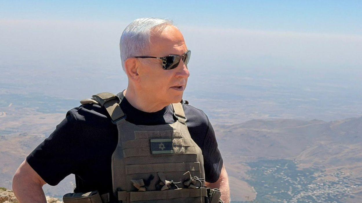 El primer ministro de Israel, Benjamin Netanyahu, en la frontera siria. EP