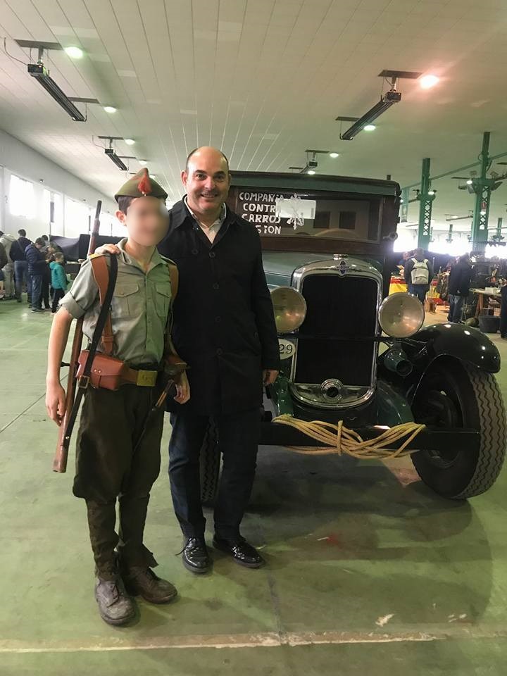 Juan Carlos Gracia Suso en la exposición "Militaria 2018"