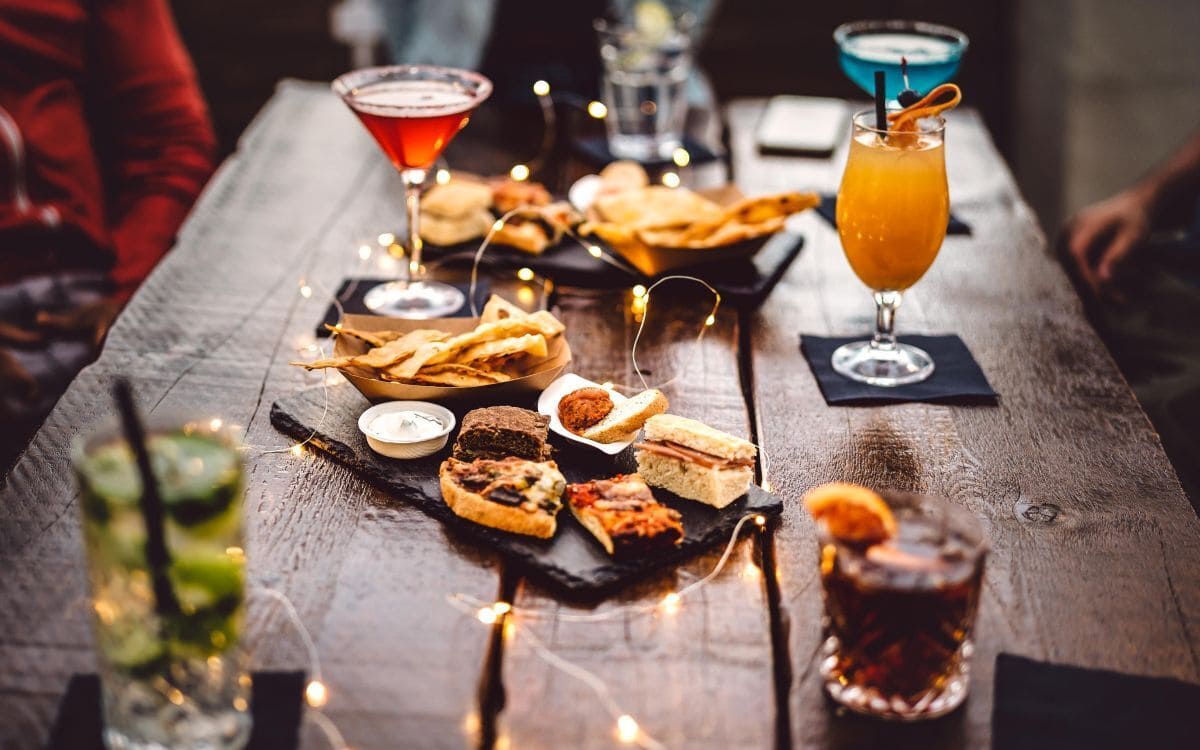 Espirituosos España destaca el auge del aperitivo como momento social. SERVIMEDIA