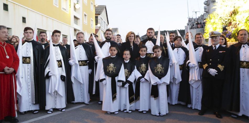 María Dolores de Cospedal en la procesión de la Agrupación de San Pedro Apóstol del Arsenal de Cartagena