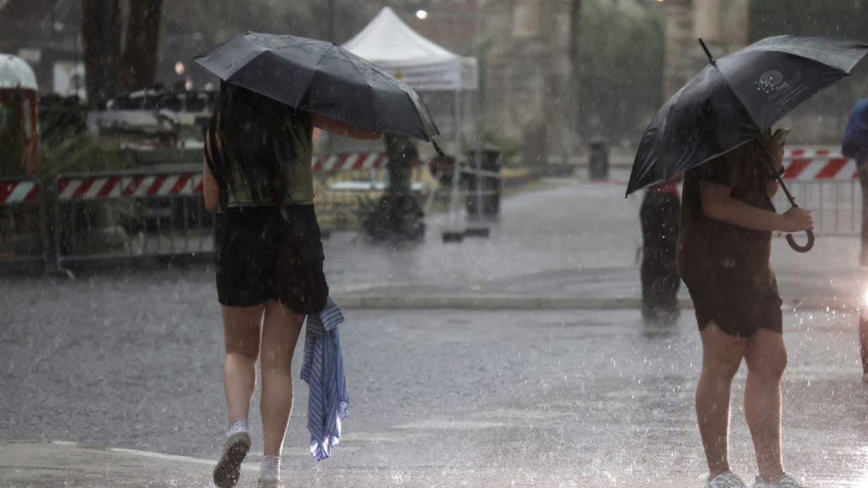 Las lluvias ponen en alerta a varias zonas. EP