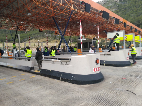 Los CDR levantaron las barreras de las autopistas en la operación retorno de Semana Santa.