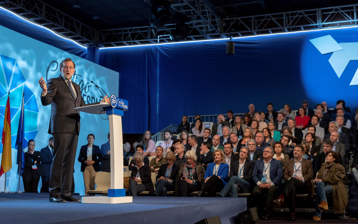 El presidente del Gobierno, Mariano Rajoy, durante su intervención en el acto de clausura de la Convención Nacional del PP