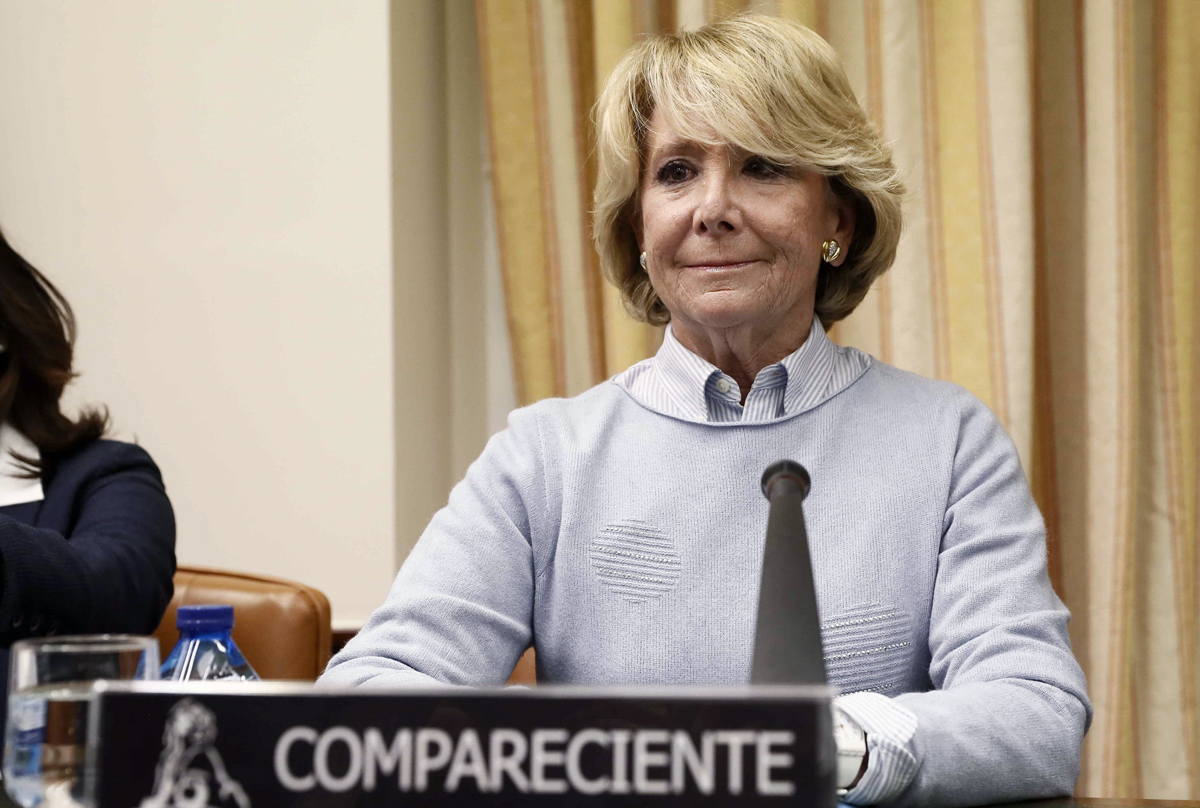 La expresidenta de la Comunidad de Madrid Esperanza Aguirre, durante la comparecencia ante la Comisión de Investigación relativa a la presunta financiación ilegal del PP en el Congreso de los Diputados.