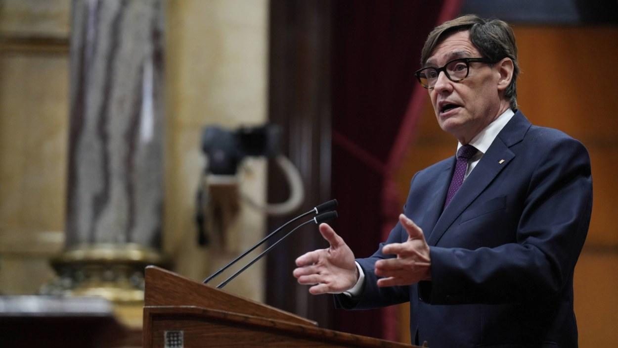 El presidente de la Generalitat, Salvador Illa, durante la sesión plenaria del Parlament de Cataluña del 23 de septiembre de 2026. David Zorrakino / EP