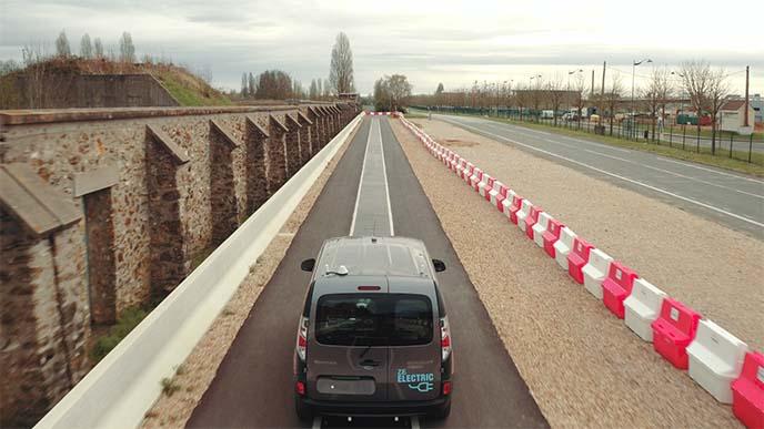 Carreteras cargadores para coches eléctricos