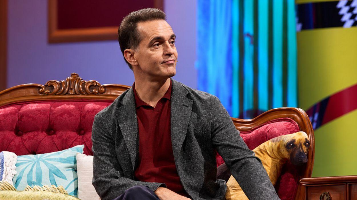 El actor Pedro Alonso estalla por el desahucio de Maricarmen Es una infamia