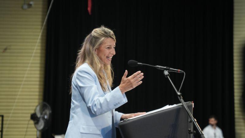La vicepresidenta segunda y ministra de Trabajo y Economía Social, Yolanda Díaz, durante la celebración del 50 aniversario de la Asamblea de Barcelona, en el Centro Cívico Cotxeres de Sants, a 9 de julio de 2026, en Barcelona, Catalunya (España). EP.