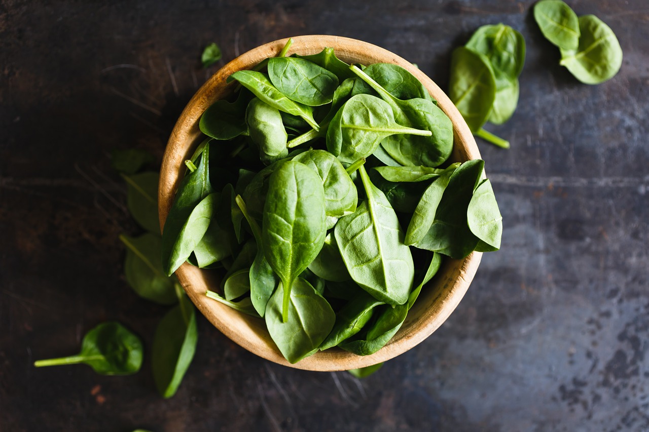 Las espinacas y todas las verduras de hoja verde son ricas en omega-3