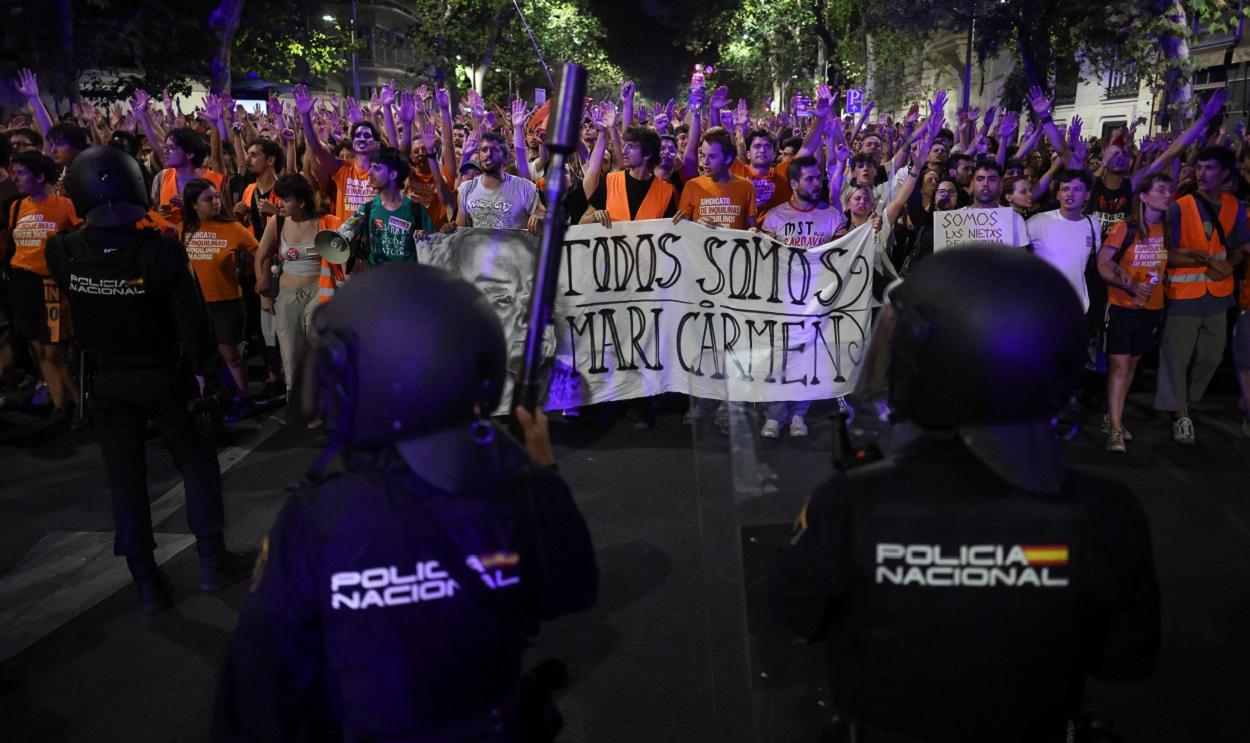 Manifestación del pasado miércoles tras el desahucio de Maricarmen. EP