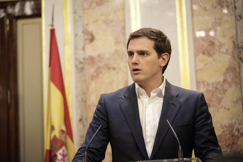 Albert Rivera en rueda de prensa Albert Rivera en rueda de prensa