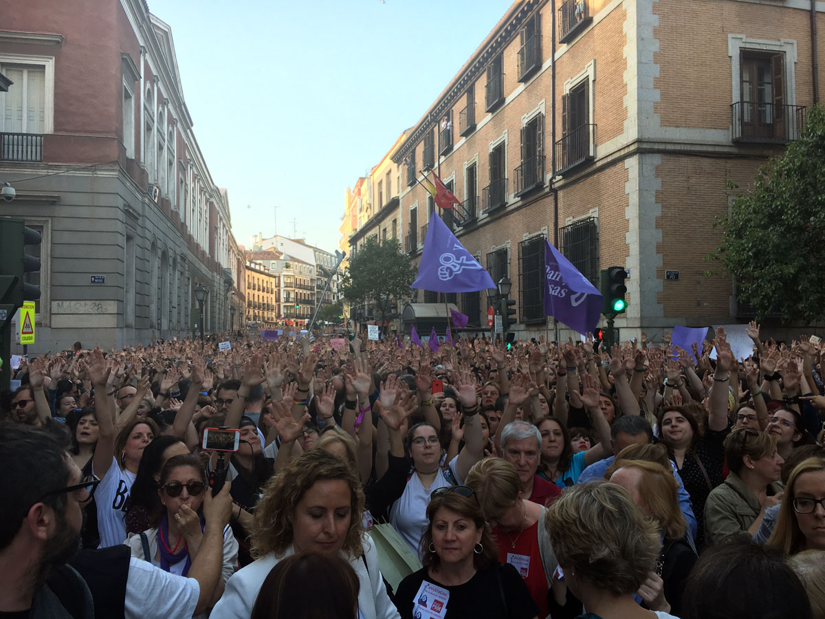 Manifestación contra la sentencia de La Manada a las puertas del Ministerio de Justicia (Madrid) 