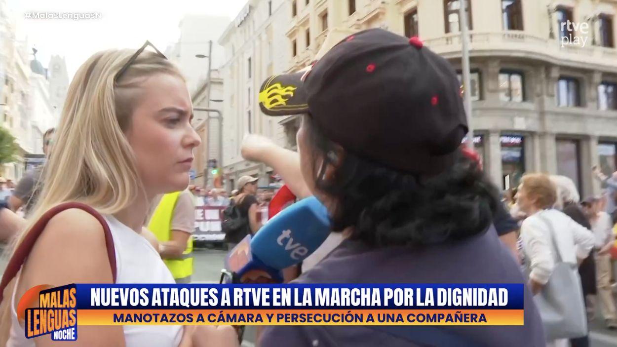 Nuevos episodios de agresiones a periodistas durante la manifestación ultra contra Sánchez. Malas Lenguas