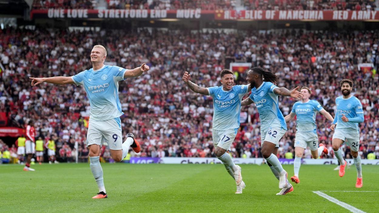 Jugadores del Manchester City celebrando un tanto. EP. Jugadores del Manchester City celebrando un tanto. EP.