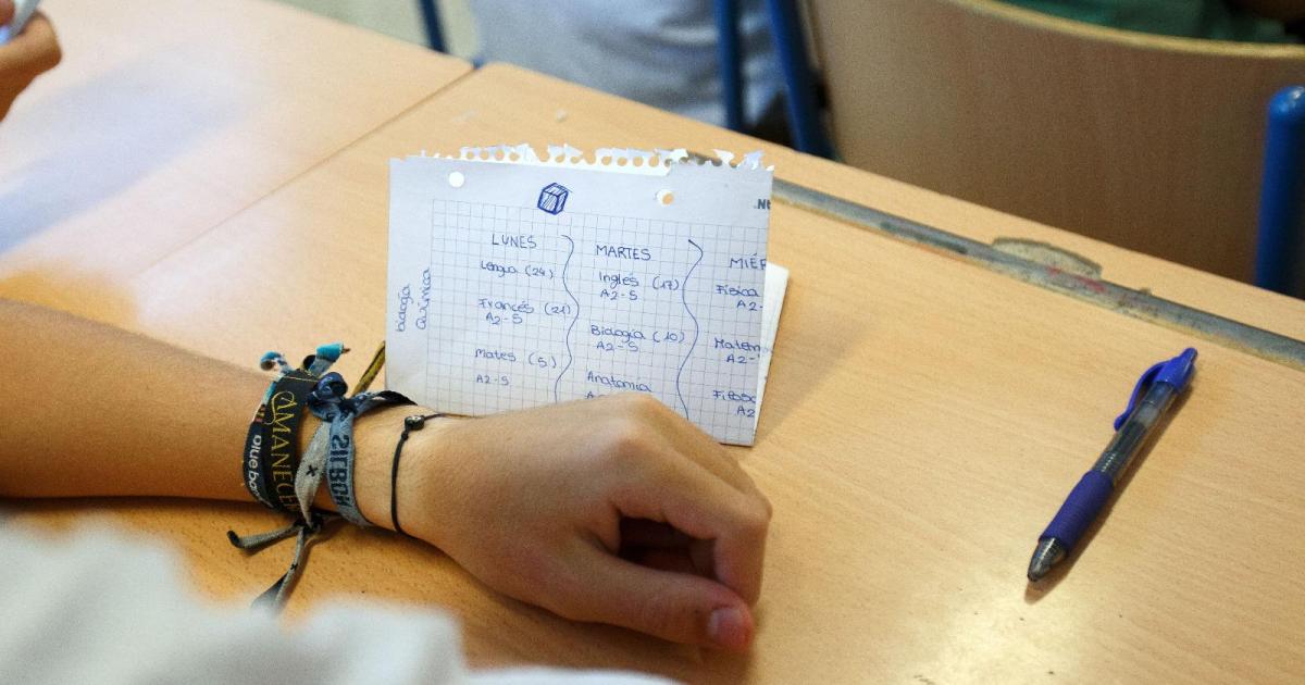 USTEA exige a la Junta de Andalucía un complemento para profesorado en zonas tensionadas