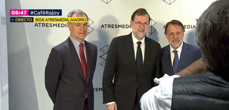 El presidente del Gobierno, Mariano Rajoy, tras su llegada a Atresmedia