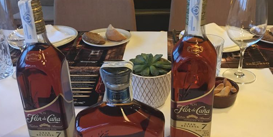 Ron Flor de Caña conserva una tradición familiar centenaria Ron Flor de Caña conserva una tradición familiar centenaria